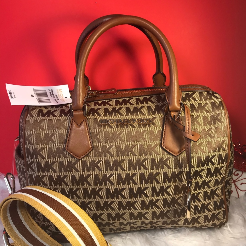 🌺 NEW MK MICHAEL KORS SIGNATURE SATCHEL DUFFLE - Picture 2 of 7